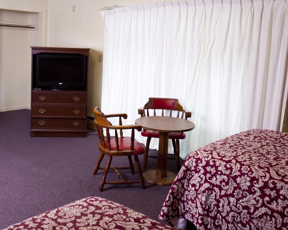 Charlie'S Motel Frostburg Bagian luar foto