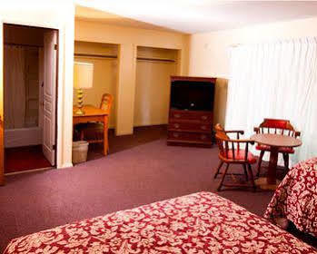 Charlie'S Motel Frostburg Bagian luar foto